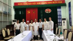 Tiếp và làm việc với Văn phòng dự án Zhi-Shan Foundation và Đài truyền hình Việt Nam về thực hiện phóng sự “Dự án phẫu thuật chỉnh hình miễn phí” tại Bệnh viện Trường Đại học Y Dược Huế 